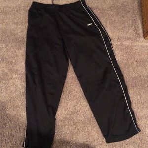 🔥 REEBOK BLACK SWEAT PANTS!